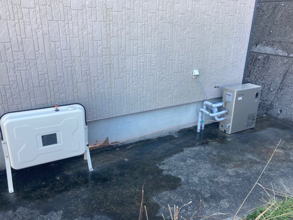 時津町　Ｉ様邸　石油給湯器取替