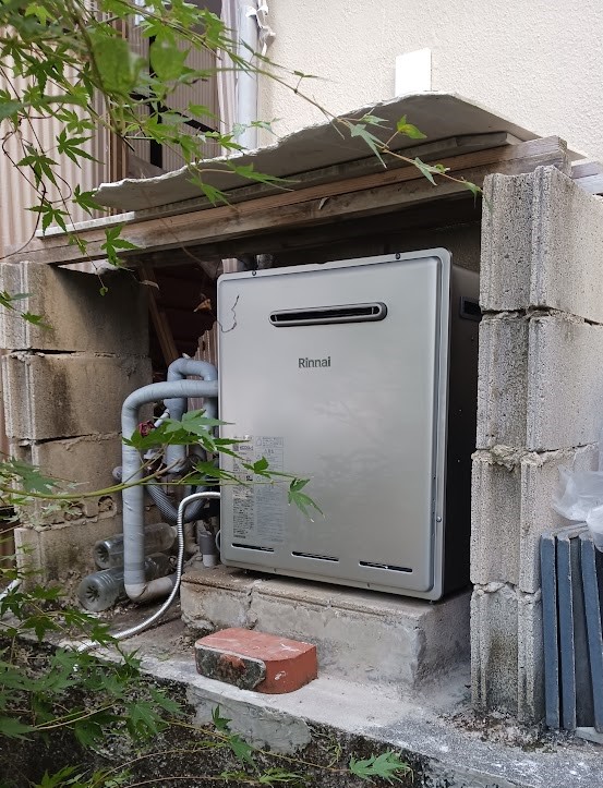 ガス給湯器取替工事　