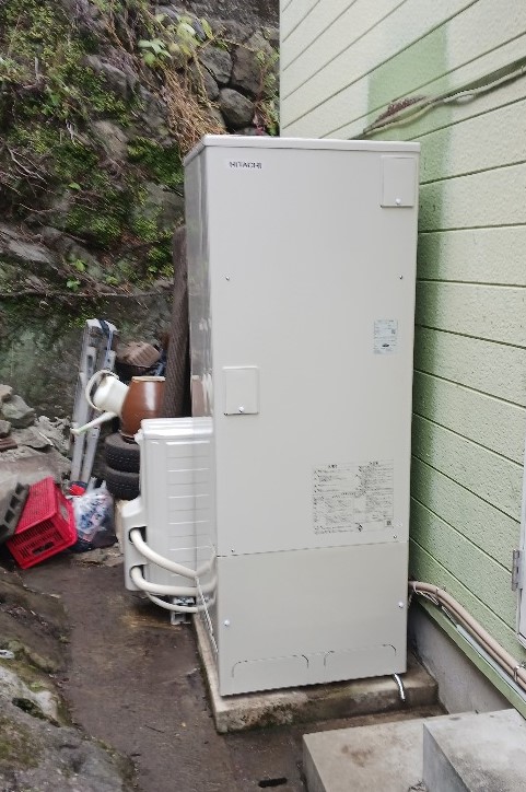 電気温水器からエコキュートへ取替工事