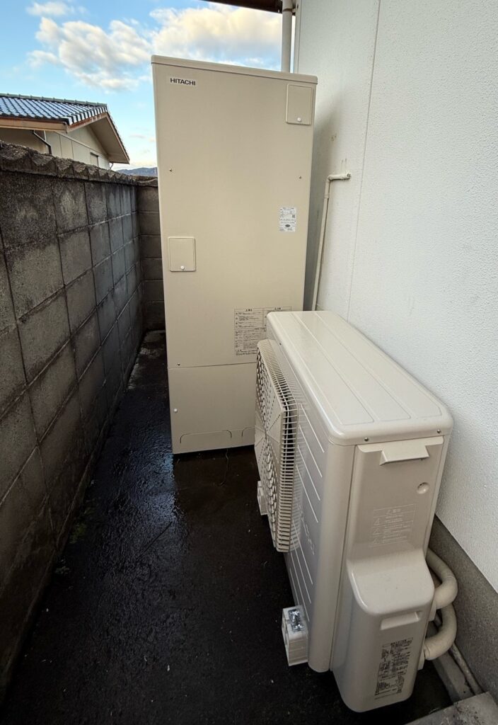 電気温水器からエコキュートへ取替工事