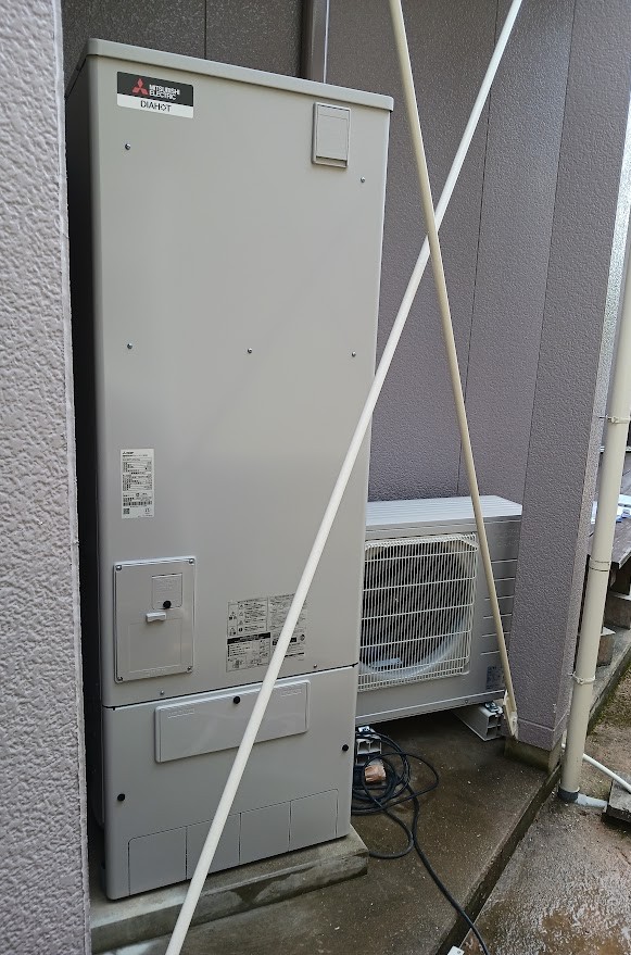 電気温水器からエコキュートへ　取替工事　長崎市